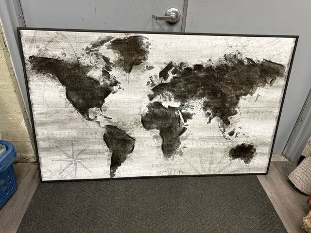 BLACK WHITE GLOBE PIC