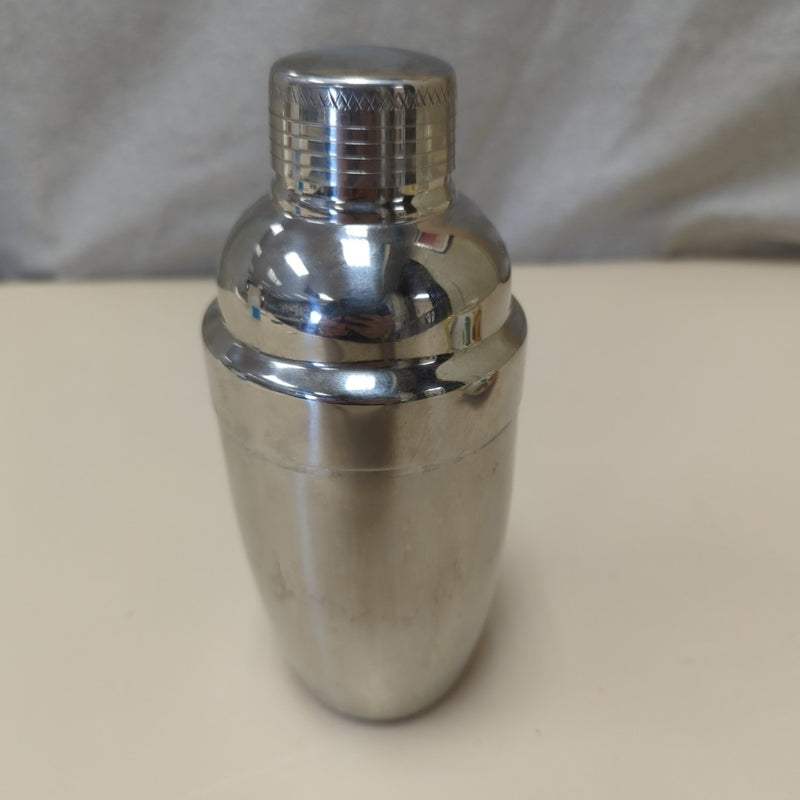 METAL COCKTAIL SHAKER