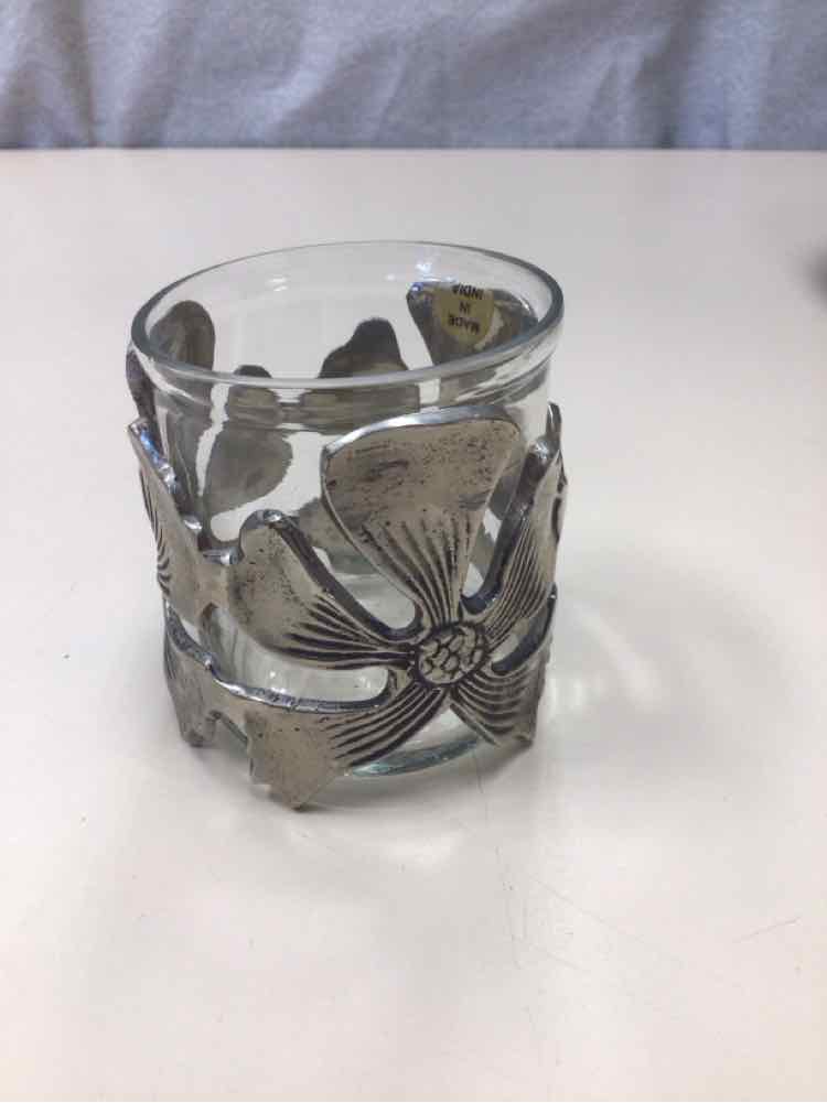 SILVER METAL/GLASS CANDLE HOLDER
