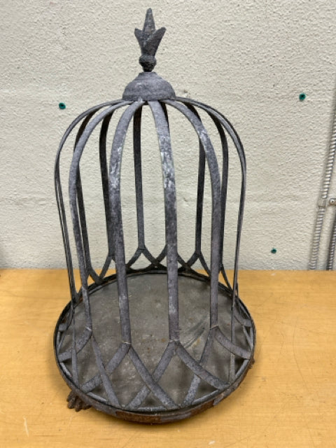 METAL 2 PIECE CLOCHE