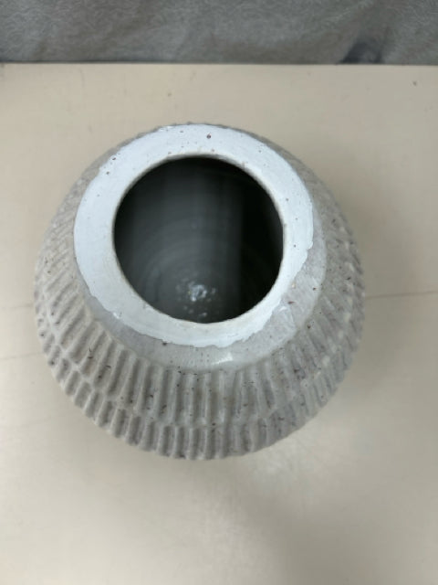 GREY SPECKLED CERAMIC VASE