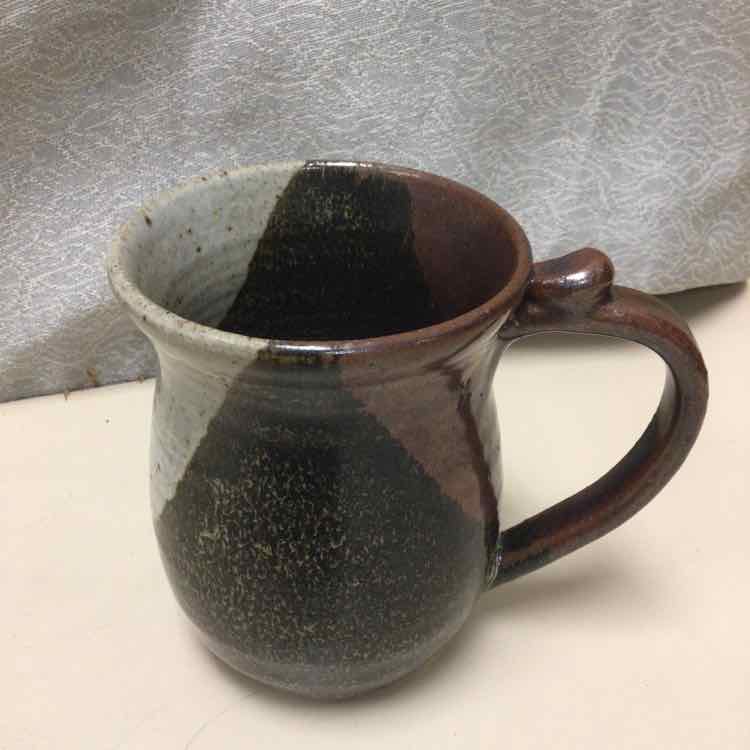 BLACK/RED HANDMADE MUG