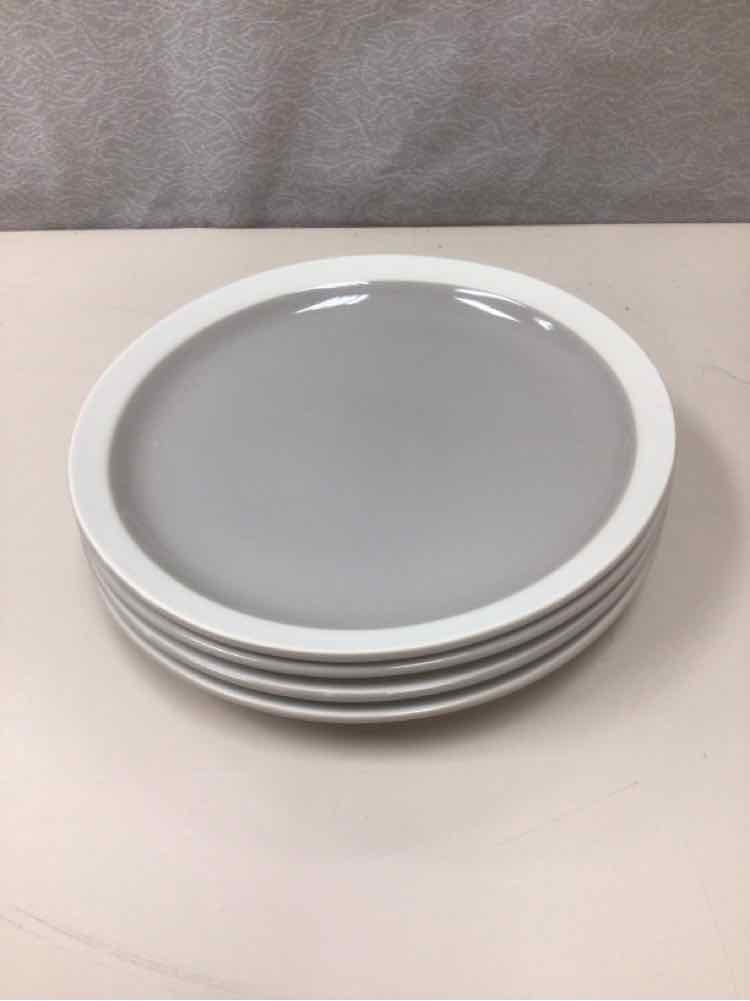 4 GREY CREAM SNACK PLATES