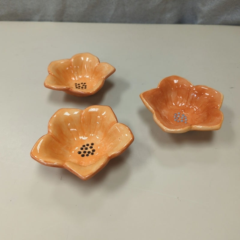3 FLORAL RAMEKINS