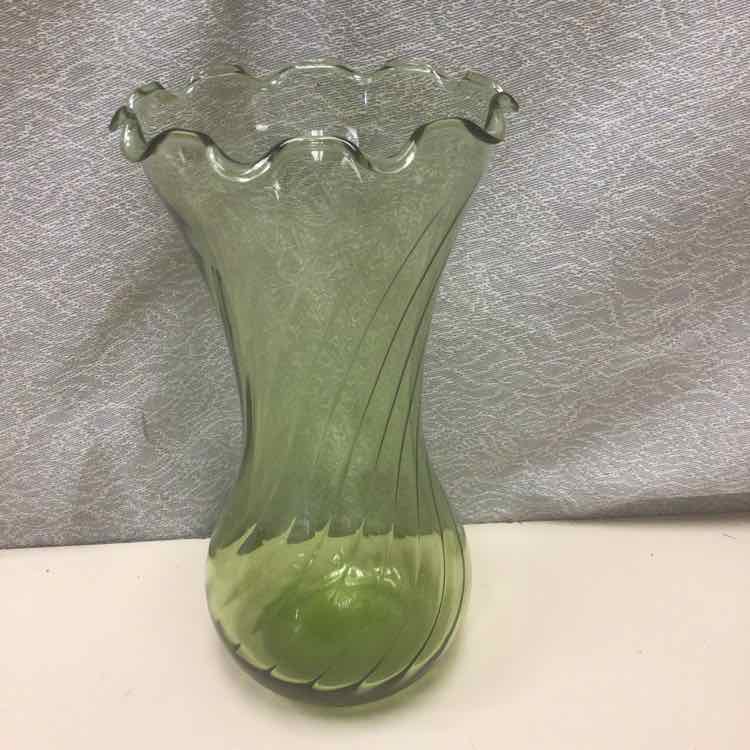 TALL GREEN GLASS RIPPLE VASE