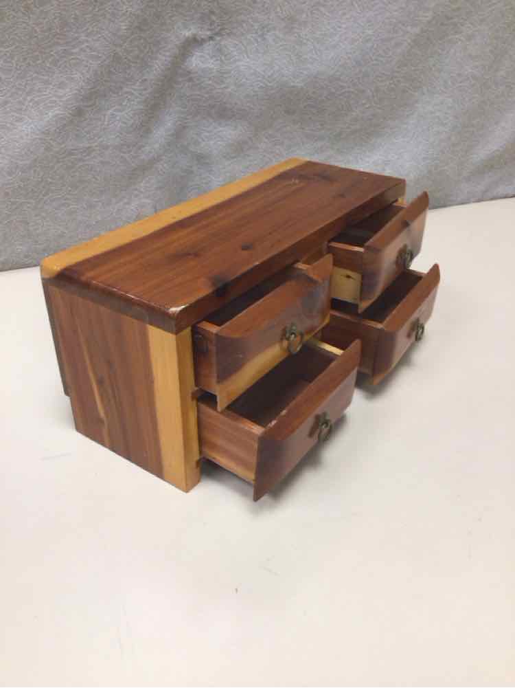 MINIATURE CHEST OF DRAWERS