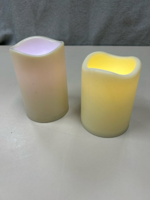 2 CREAM BATTERY CANDLES