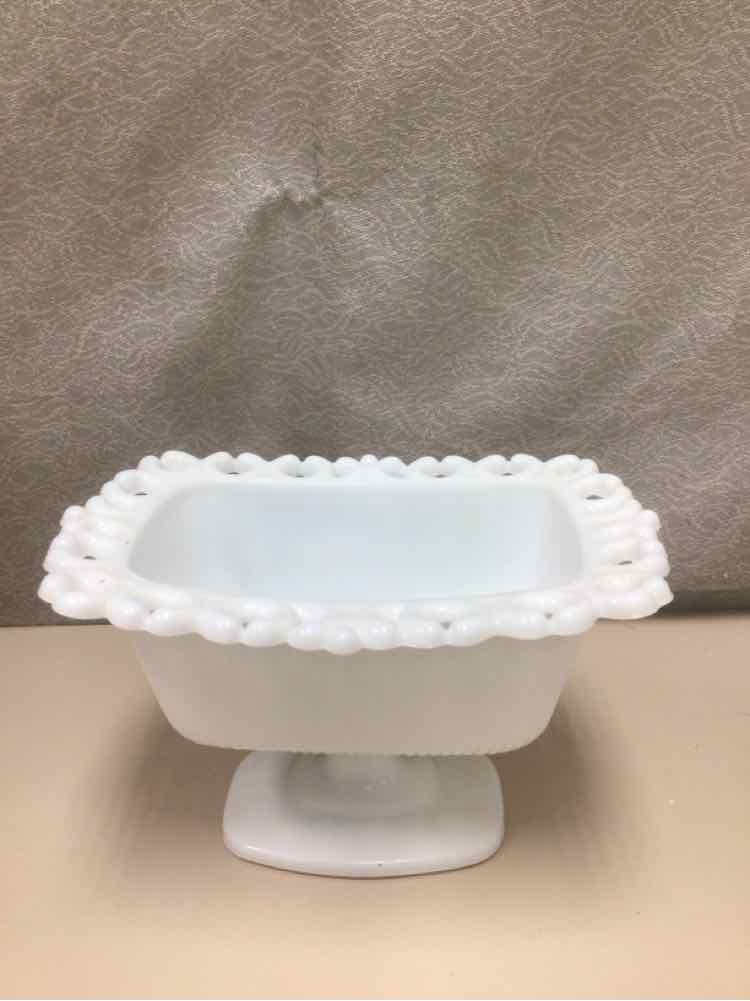 VINTAGE GLASS PEDESTAL BOWL