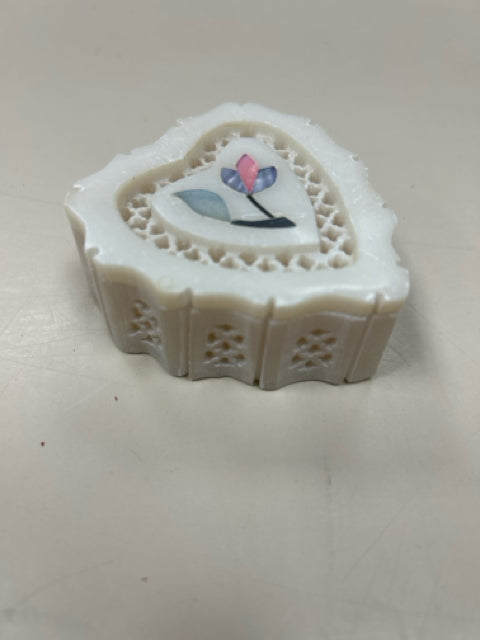 HEART STONE SHAPE CONT