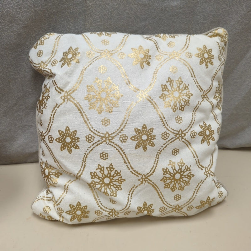 CREAM GOLD SNOWFLAKES PILLOW