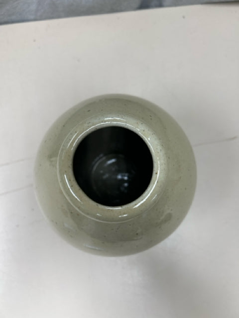 STONEWARE TAN VASE WIDE MIDDLE