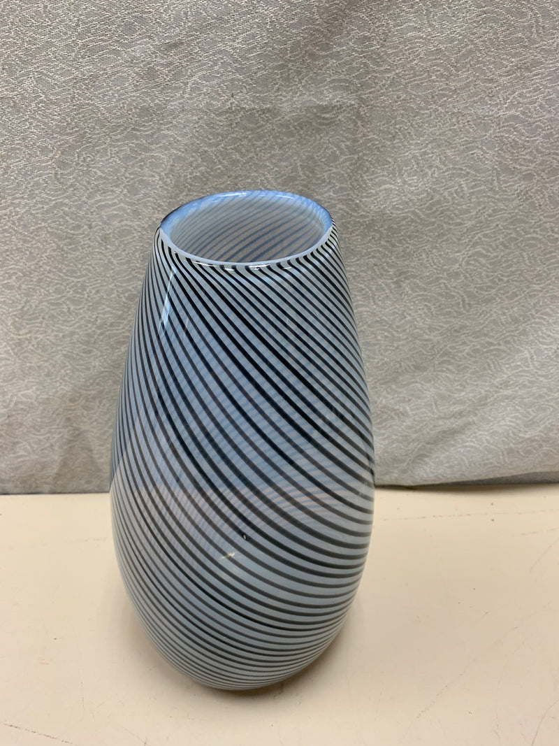 MILKY BLACK SWIRL GLASS VASE