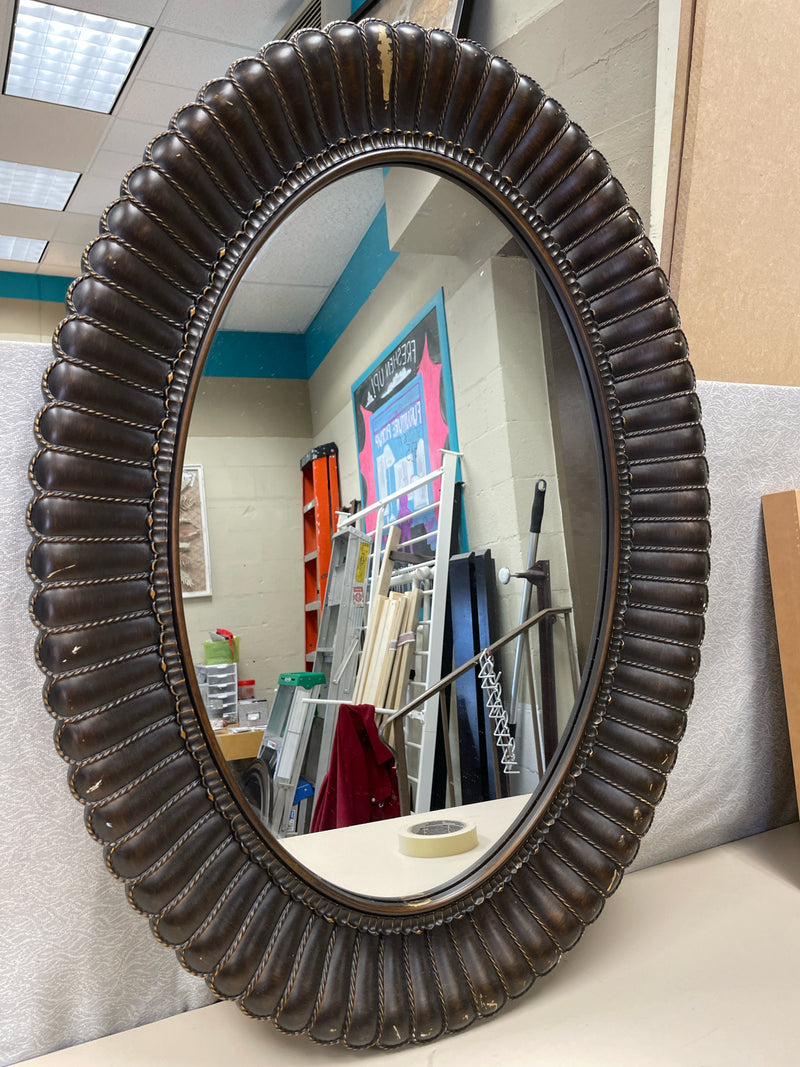 GOLD BROWN OVAL FRAME MIRROR