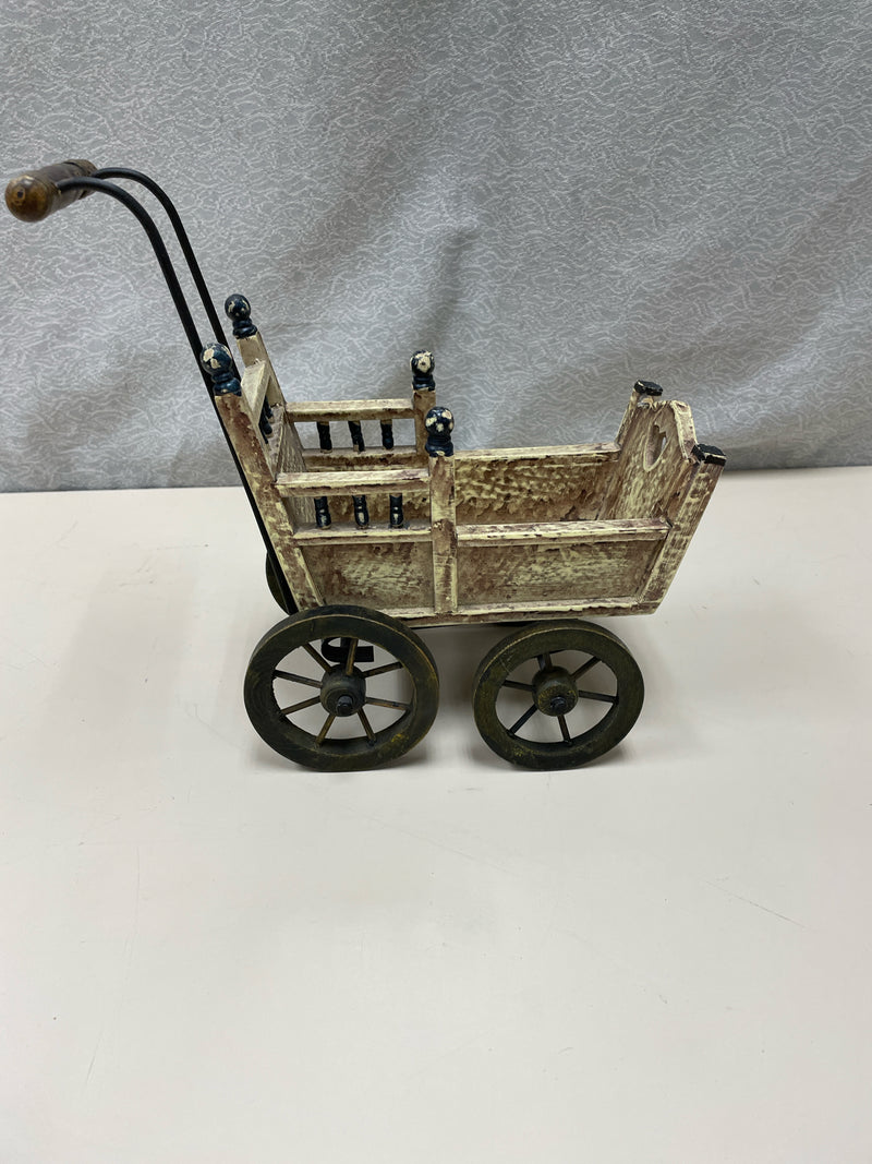 DIST WOOD STROLLER DECOR