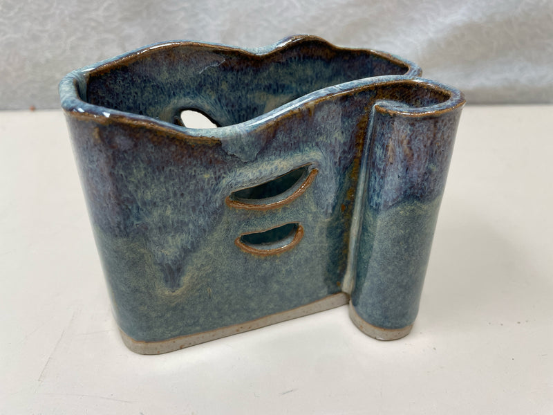 BLUE ABSTRACT PLANTER