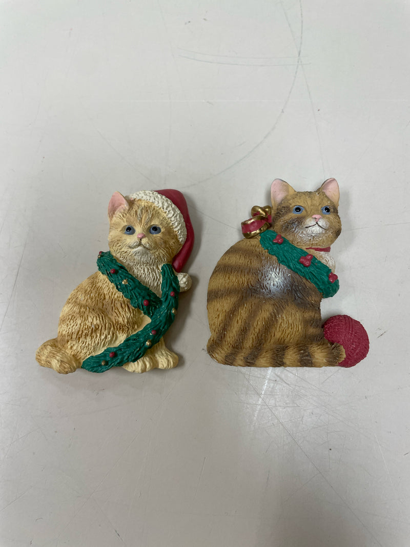 2 CAT MAGNETS