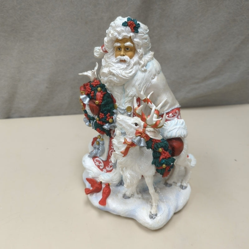 RED/WHITE SANTA MUSIC BOX