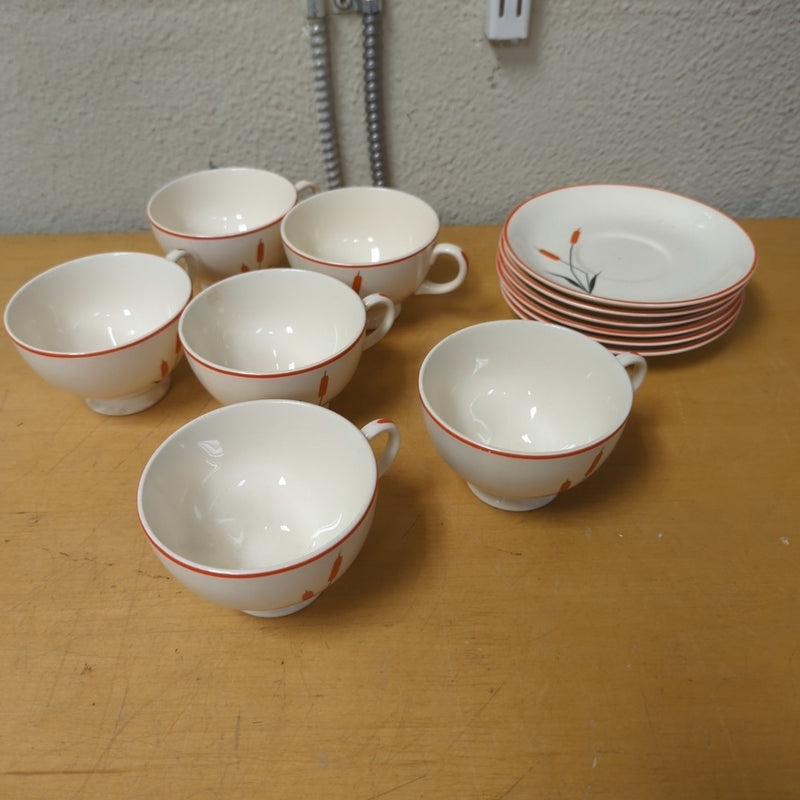 6 VINTAGE CATTAIL CUPS & SAUCERS