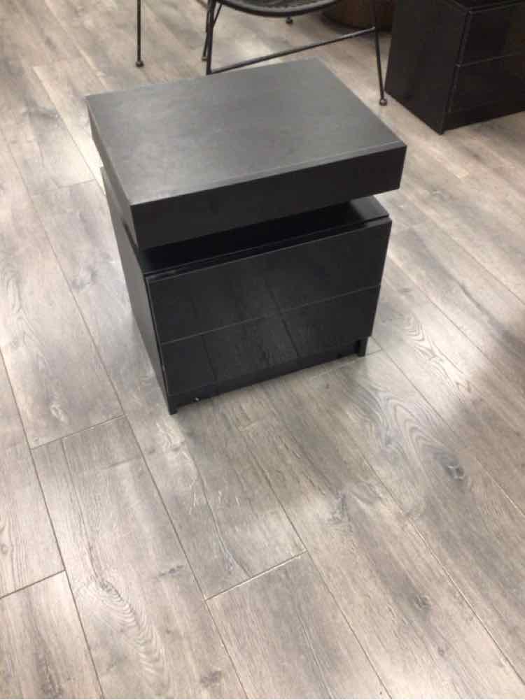 BLACK 2 DRAWER NIGHTSTAND