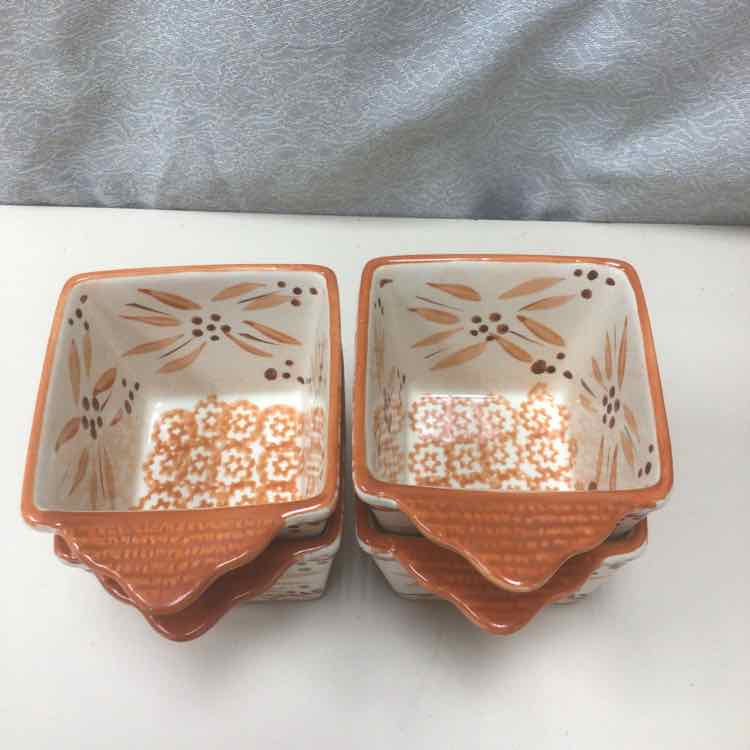 4 ORANGE/BROWN RAMEKINS