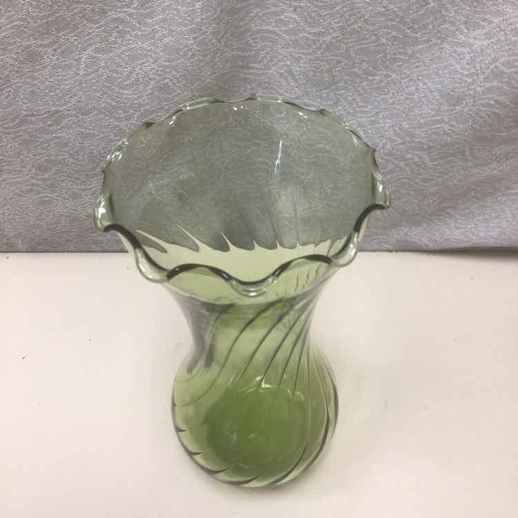 TALL GREEN GLASS RIPPLE VASE