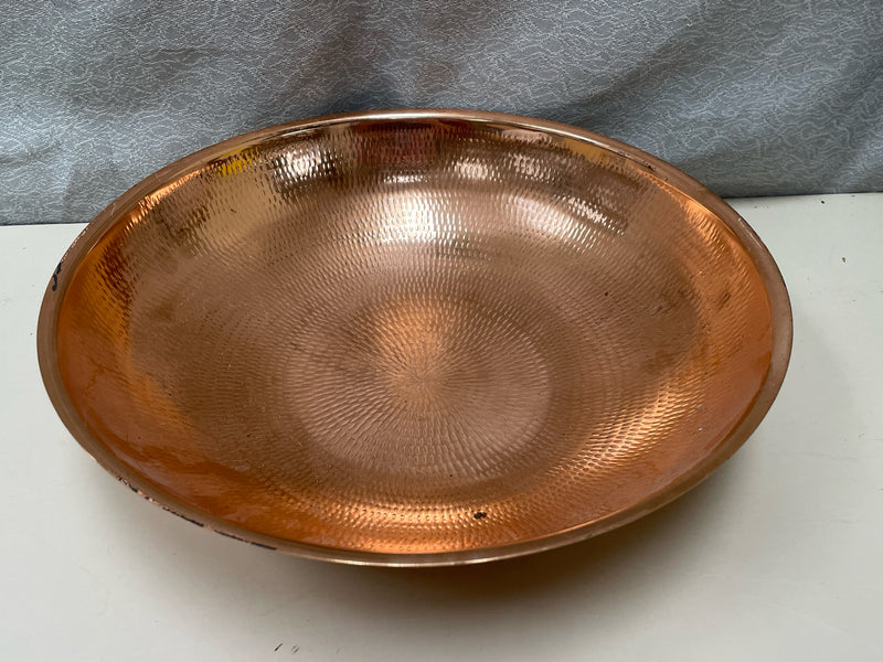 HAMMERED COPPER SERVING BOWL