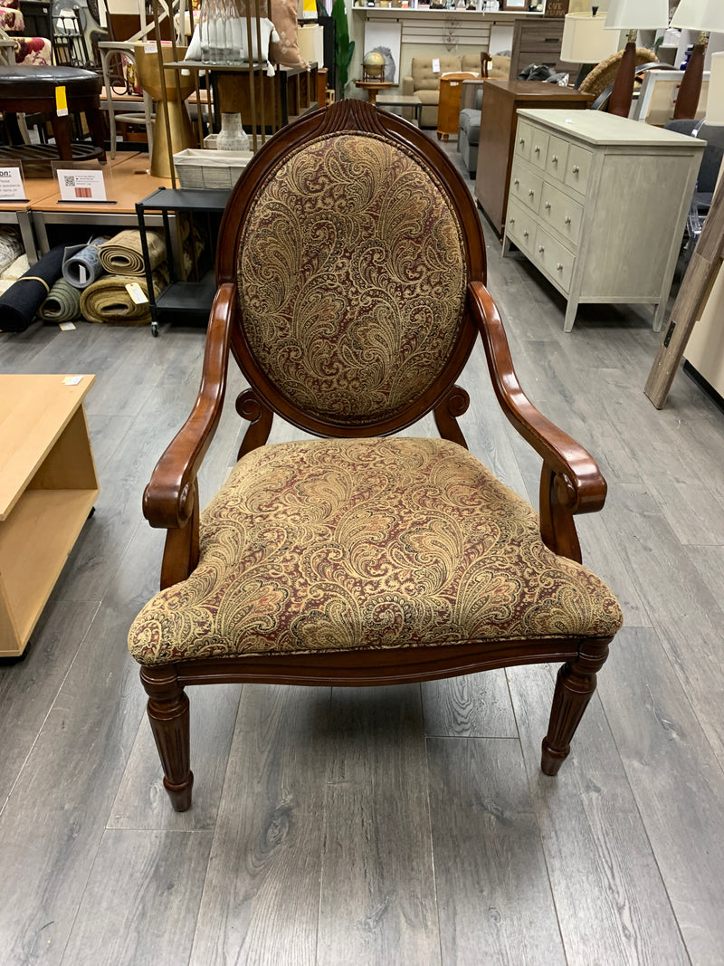 PAISLEY PRINT W/CHERRY FRAME CHAIR