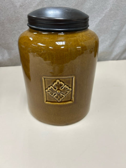 BROWN CERAMIC CANISTER