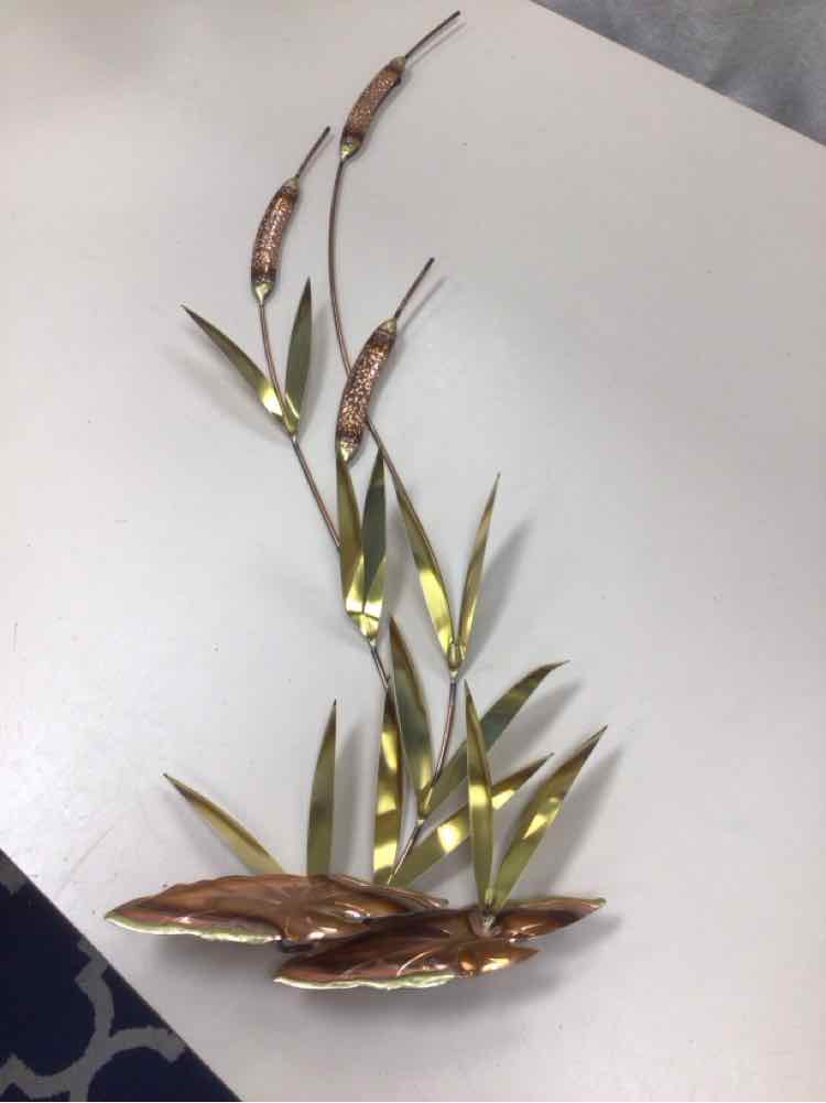 METAL STRIPS CAT TAILS HANGING ART
