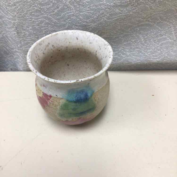 SMALL FLORAL VASE