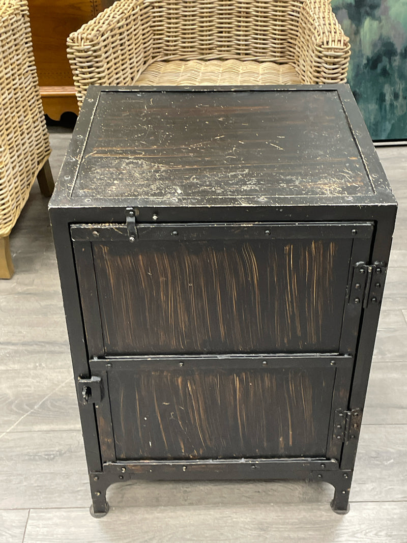 BLACK METAL SIDE TABLE W/CABINET