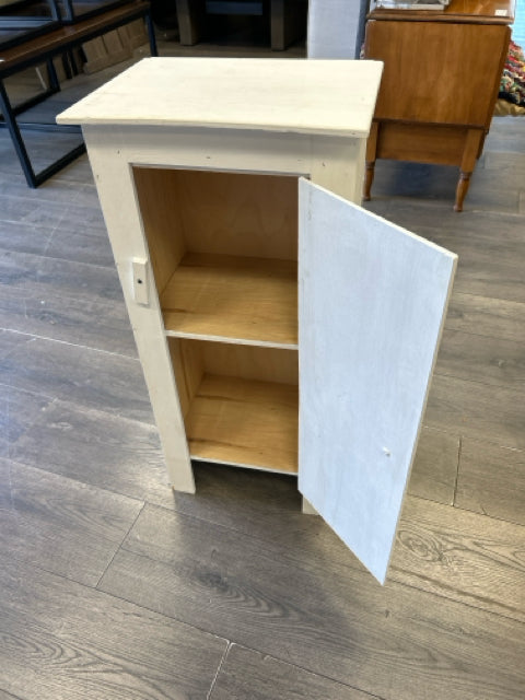 SMALL WHITE STORAGE CABINET