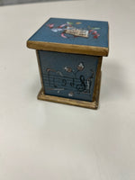 SMALL MUSIC THEME HINGE BOX