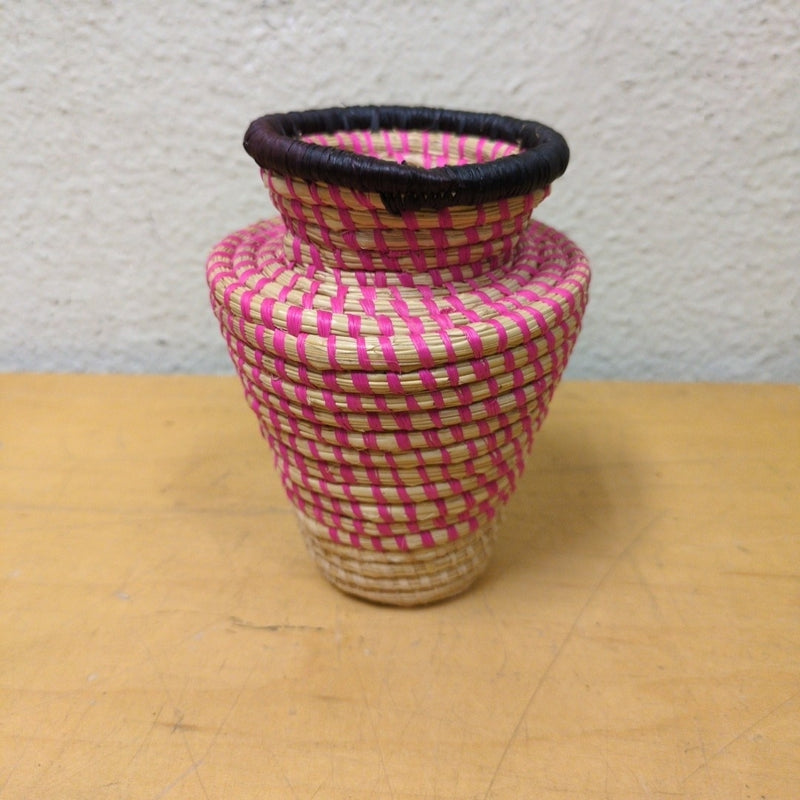 SM PINK TAN VASE
