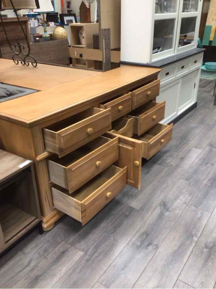 BLONDE WOOD DOUBLE DRESSER