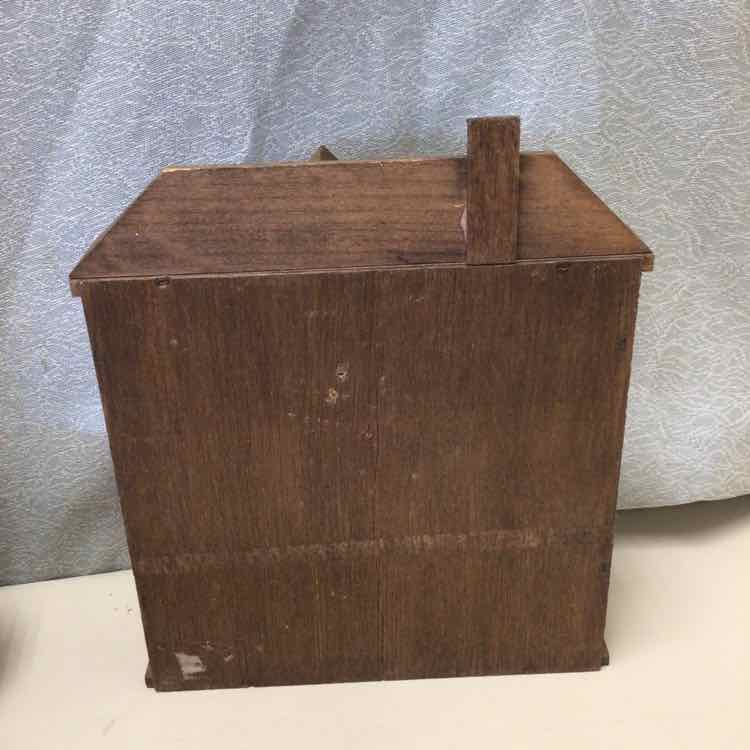 SMALL VINTAGE WOOD DISPLAY SHELF