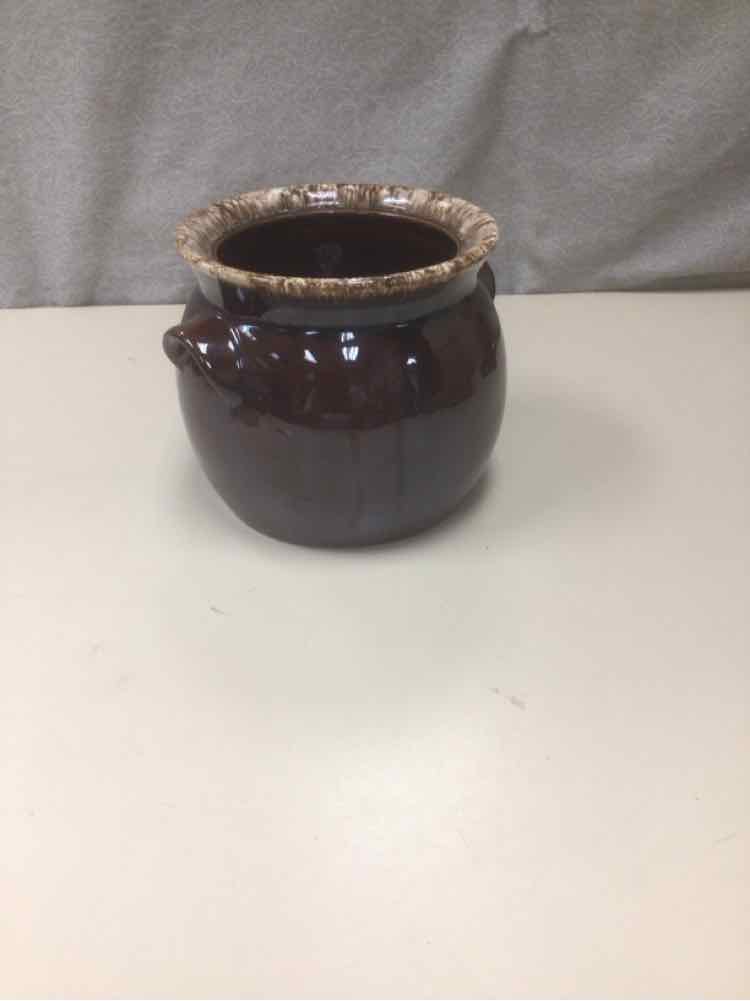 BROWN CERAMIC POT