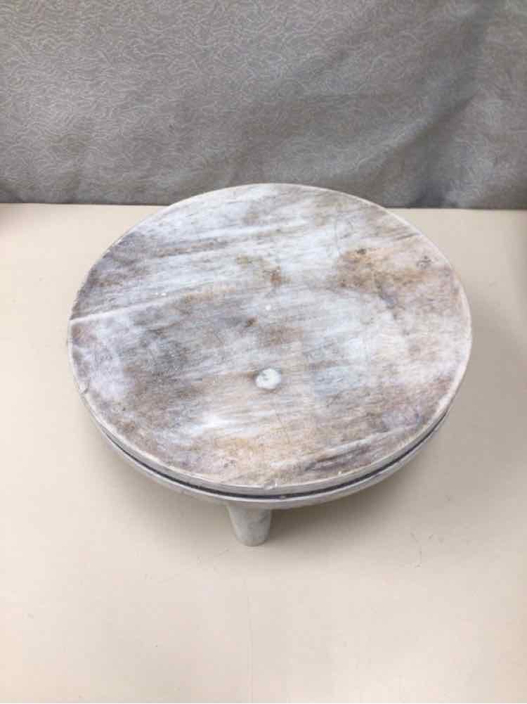 WHITE WOOD AND METAL STAND