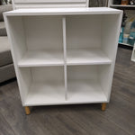 WHITE SQUARE CUBBY
