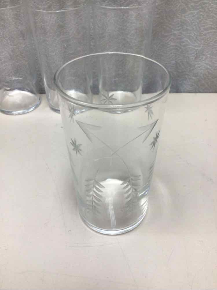 4 ARROW + STAR ETCHED CUPS