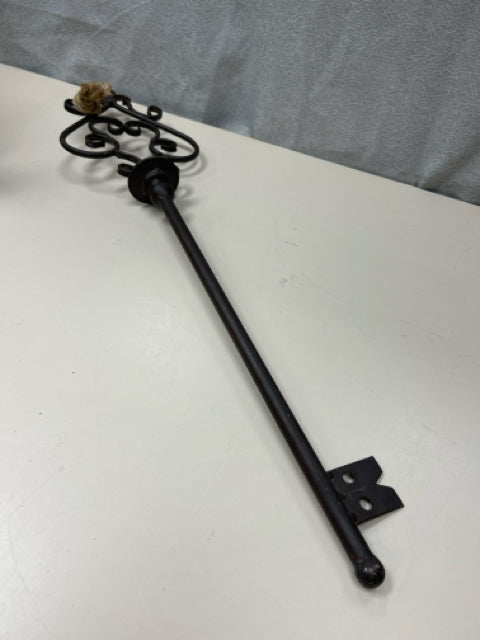 BROWN METAL KEY