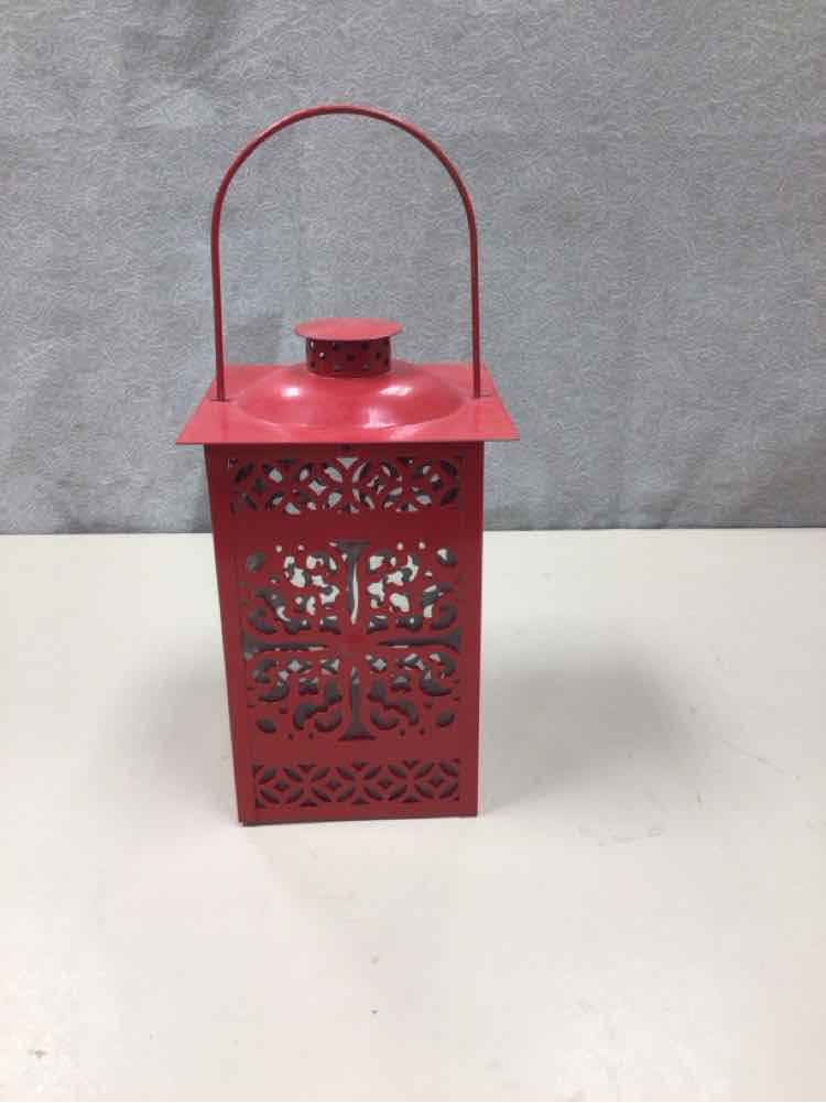 RED METAL LANTERN