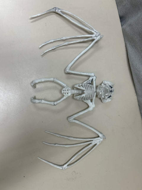 PLASTIC BAT SKELETON