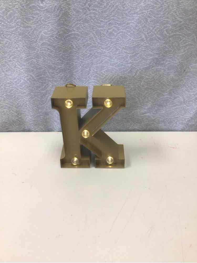 SMALL LIGHT UP "K"