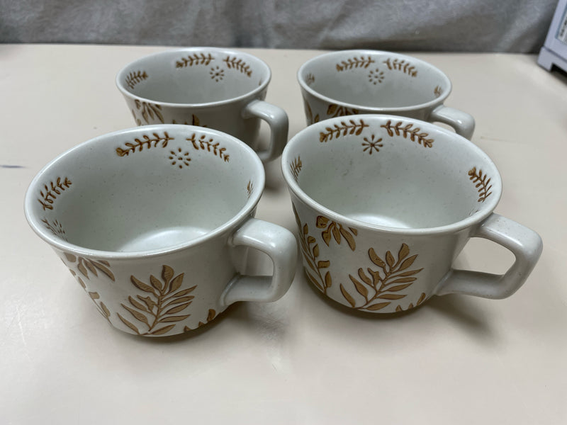 4 BROWN LEAF CUPS