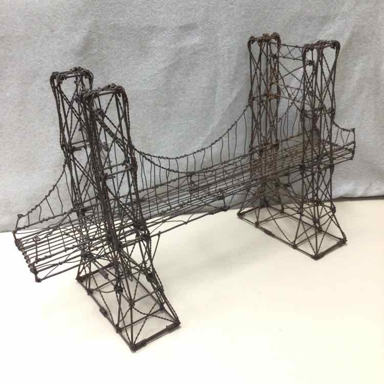 METAL WIRE BROOKLYN BRIDGE