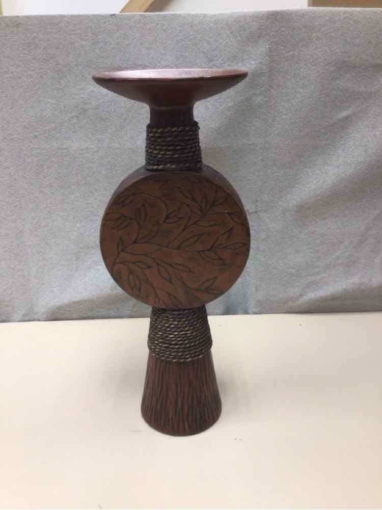 SMALL SIZED BROWN CANDLE HOLDER