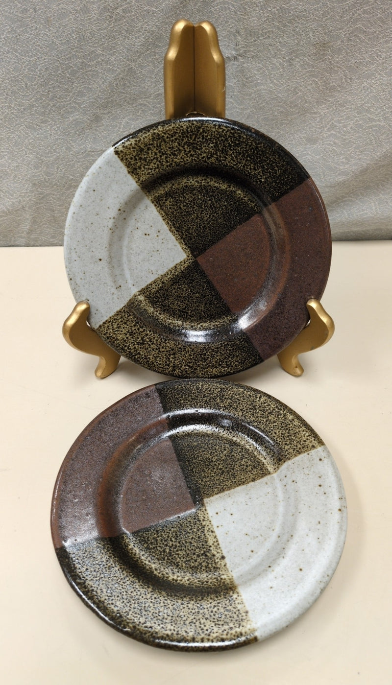 2 SMALL HANDMADE PLATES