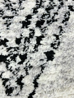 BLACK WHITE DESIGN RUG