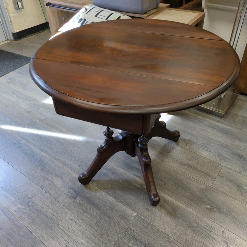ROUND DROPLEAF TABLE W/DRAWER